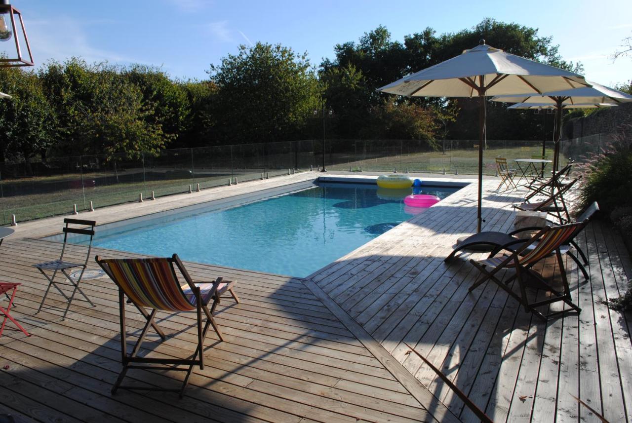 Au Chateau - Domaine De La Gavolerie Bed & Breakfast Besse-sur-Braye